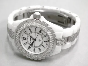 シャネル J12 33mm セラミック ベゼルセンターブレスダイヤ H1420 時計