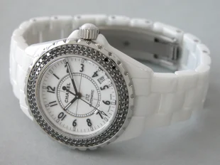 シャネル J12 38mm　セラミック　ベゼルダイヤ H1631 時計