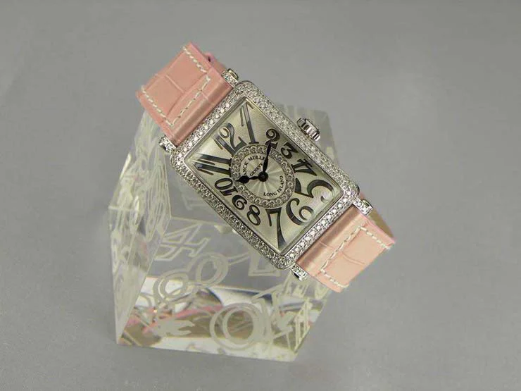 腕時計 コピー FRANCK MULLER フランクミュラー 激安 ロングアイランド 1Rダイヤモンド902QZDCD1RRELIEF