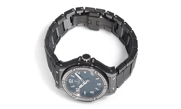 (HUBLOT)ウブロ ブランドコピー ビッグバン38 ブラックマジック 361.CV.1270.CM.1104
