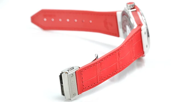 (HUBLOT)ウブロ スーパーコピー ビッグバン イン レッド 361.HR.8120.LR.1104