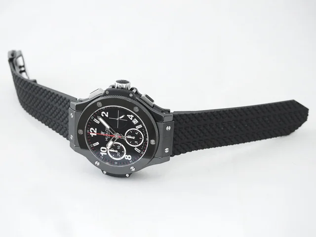 ウブロ 時計 コピー ビッグ・バンブラックマジック ラバー ブラック 342.CX.130.RX 