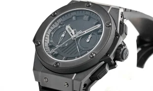 ウブロ キングパワーフドロワイヤント オール 715.CI.1110.RX スーパーコピー 時計