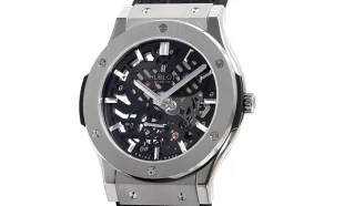 ウブロ フュージョン クラシコ ウルトラシン スケルトン チタニウム 515.NX.0170.LR スーパーコピー 時計