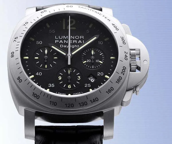 パネライ(PANERAI) ルミノールスーパー時計コピークロノ デイライト PAM00250 パネライ(PANERAI) ルミノールスーパー時計コピークロノ デイライト PAM00250