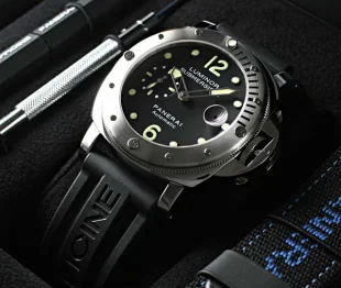 パネライ ルミノールスーパー サブマーシブル PAM00024 スーパーコピー 時計