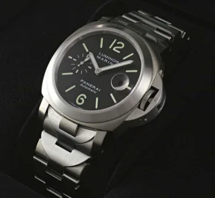 パネライ ルミノールスーパー マリーナ オートマティック PAM000221 スーパーコピー 時計